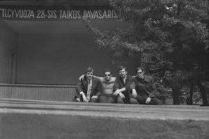 paskutinissusitikimas1973m-banner.jpg