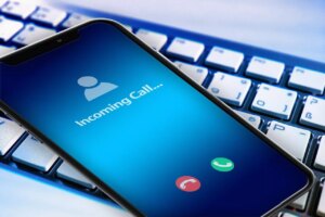 image-to-Forward-Calls-on-iPhone-and-Android.jpg