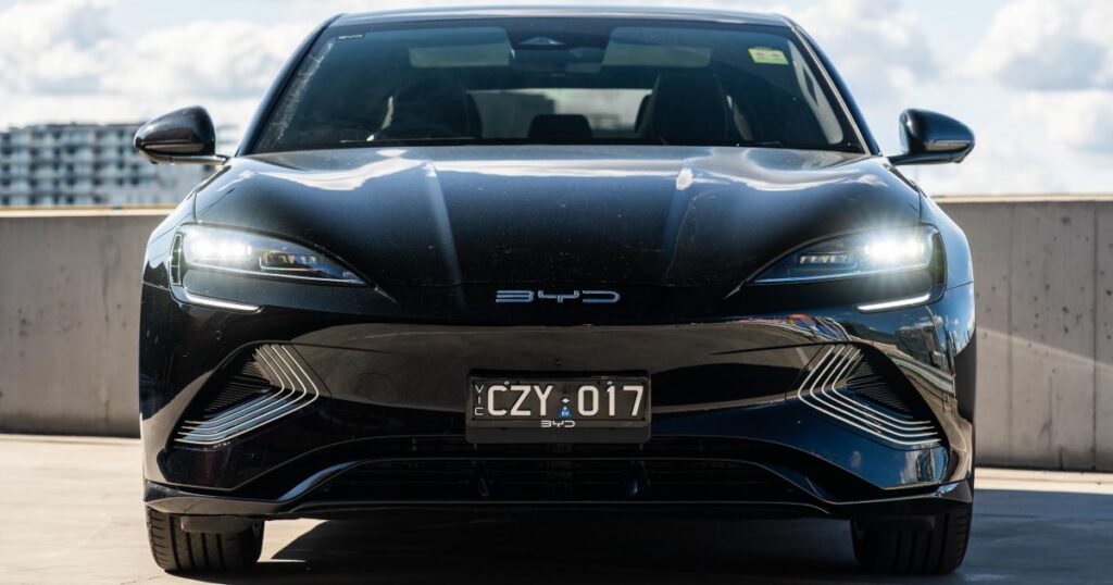 BYD dėl uosto vėlavimų, tačiau tikisi, kad pardavimai padidės