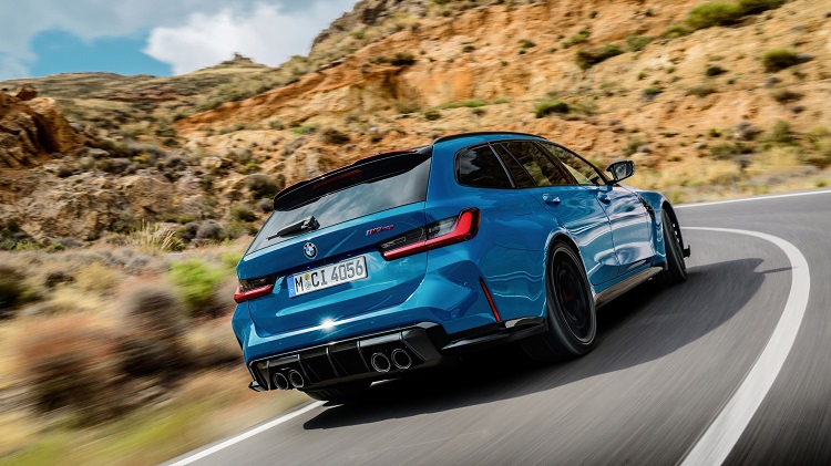Naujas pirmasis „BMW M3 CS Touring“. Trumpos naujos automobilių naujienos.