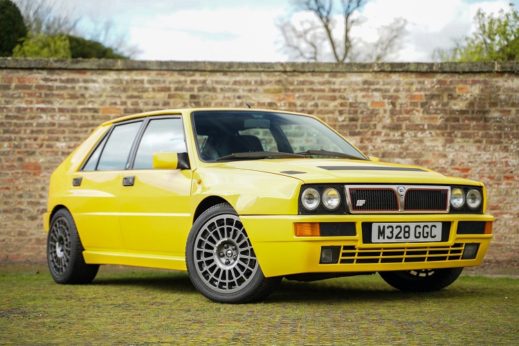 „Lanica Delta HF Integrale EVO 2 Giallo Ginestra“ naudojo automobilių