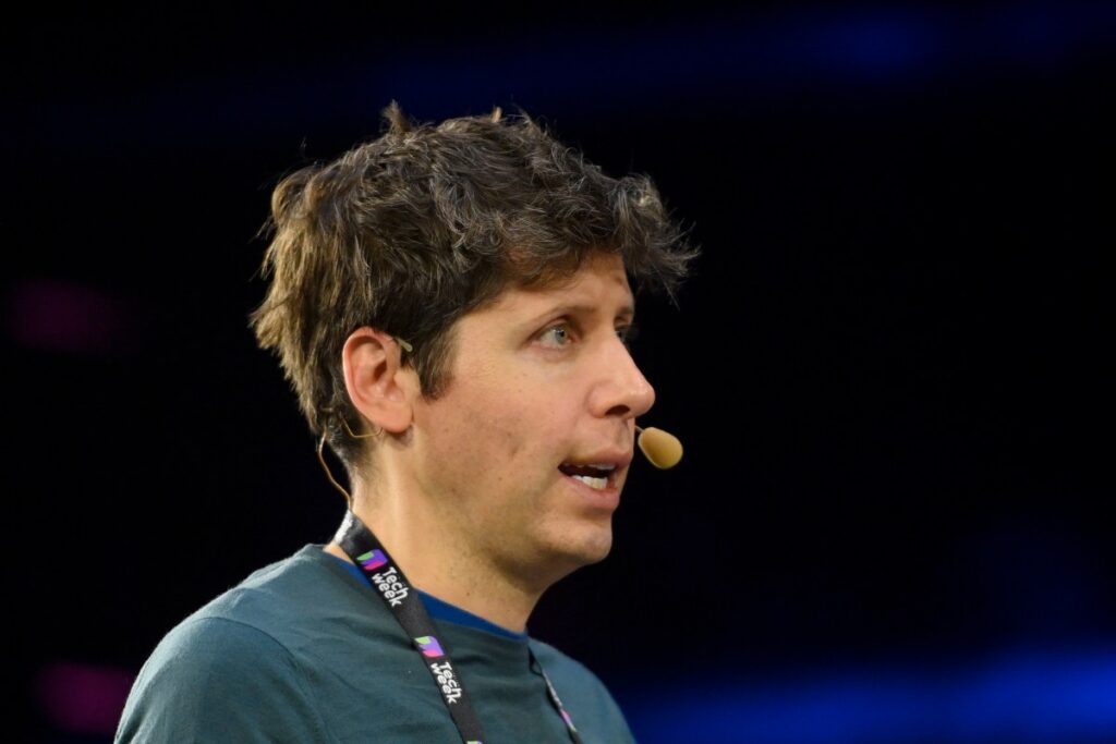 „Openai“ generalinis direktorius Samas Altmanas pripažįsta, kad AI nauda gali
