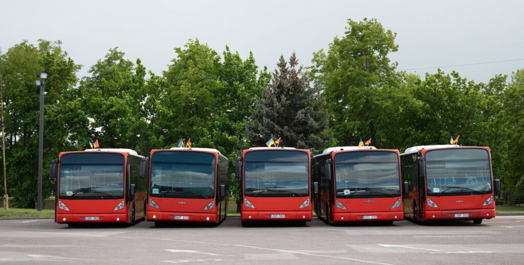 Kauno Miesto Savivaldybė CharkivUi Perdukodama NAUJA Humanitarinė Sienta SUNO KAUNO