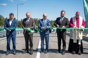 Kauno miesto savivaldybė Ties Eiguliais oficialiai atidarytas naujas viadukas: užtikrins