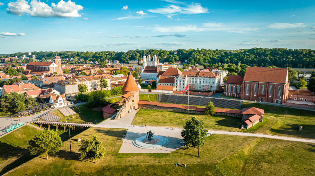 Kauno miesto savivaldybė Kauno abiturientų valstybinių brandų egzaminų rezultatai –